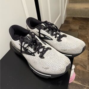 Brooks Ghost 15